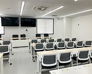 オフィス家具組み立て例